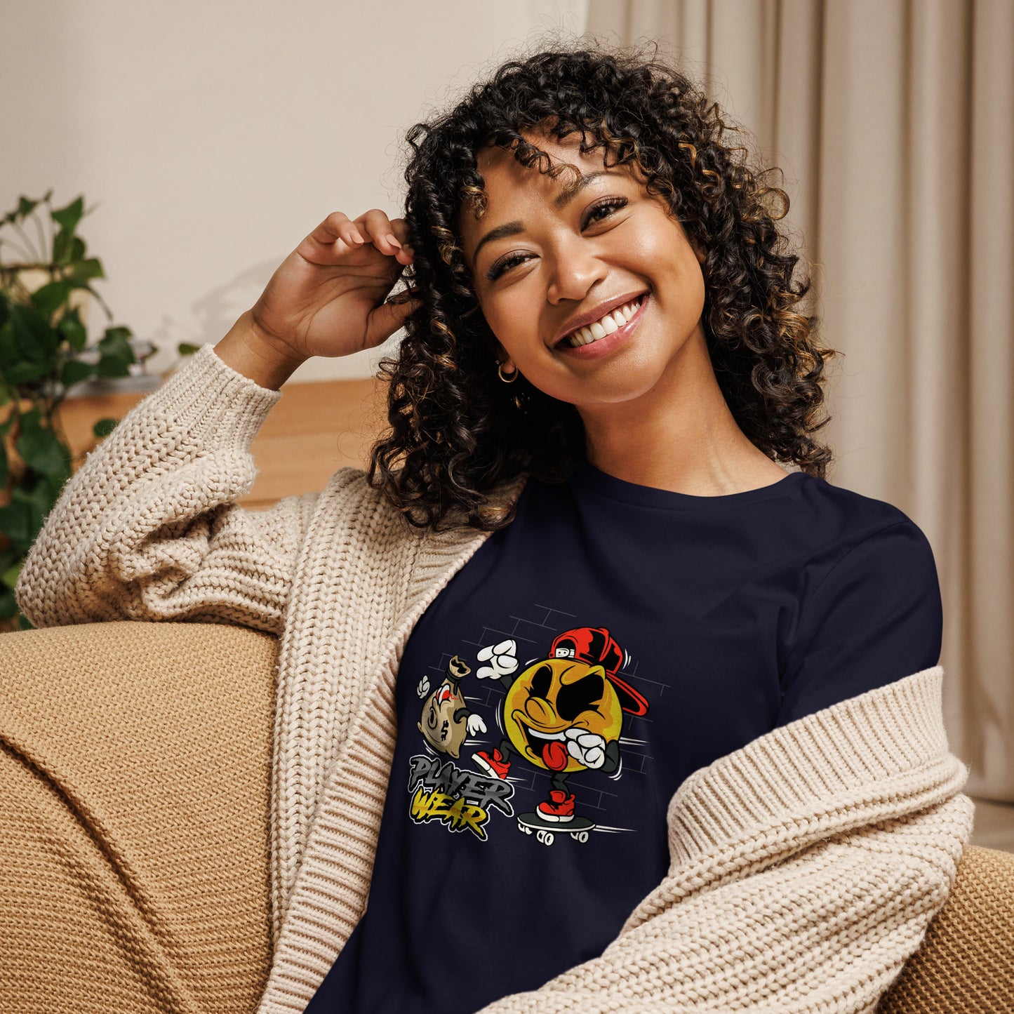 PlayerWear Women's Relaxed T-Shirt Get Dat $