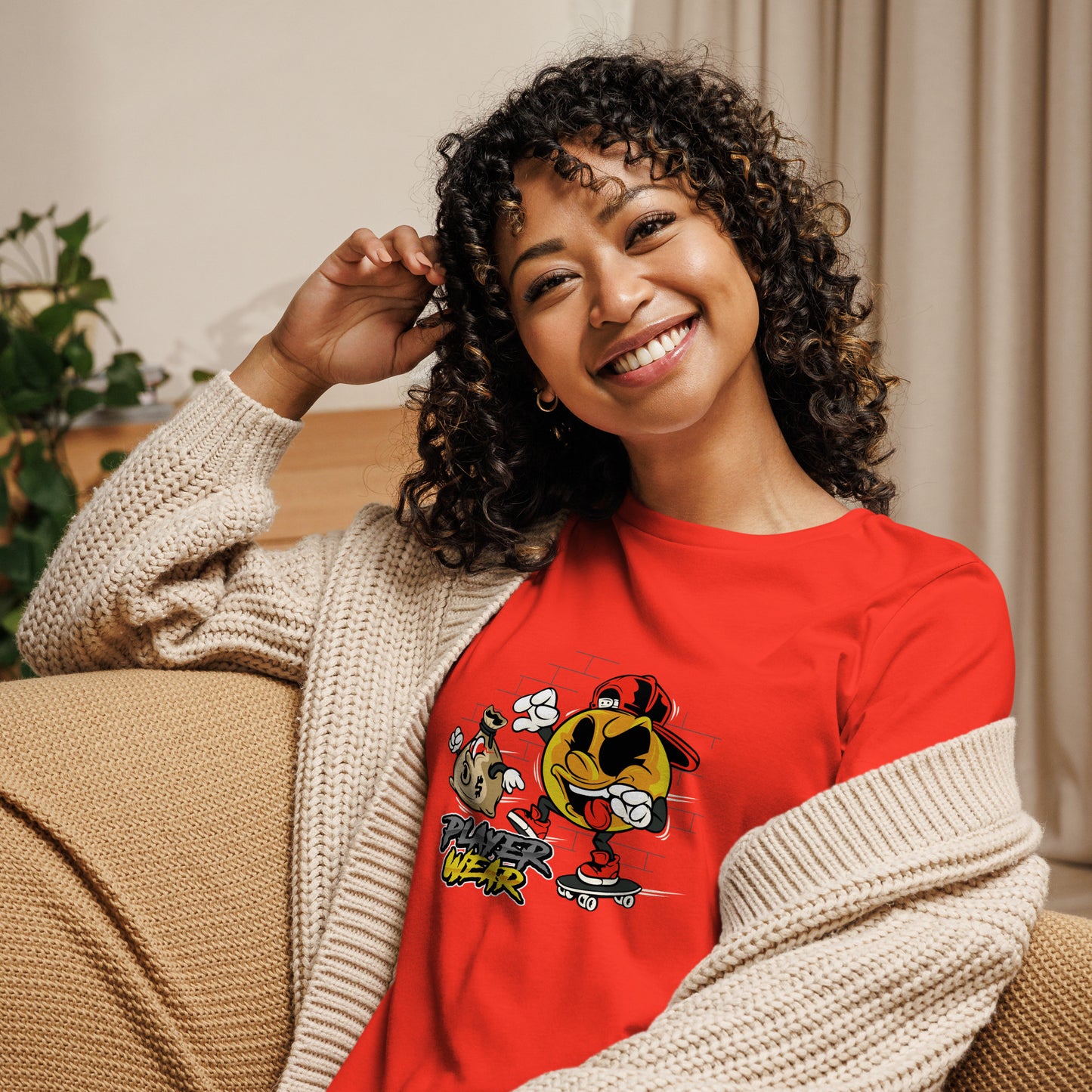 PlayerWear Women's Relaxed T-Shirt Get Dat $